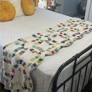 Vintage double wedding ring quilt